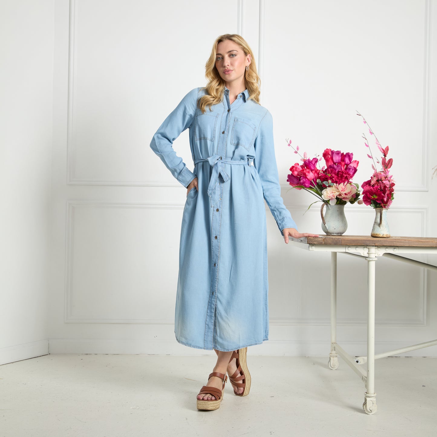 SOHO DENIM DRESS - LIGHT BLUE DENIM