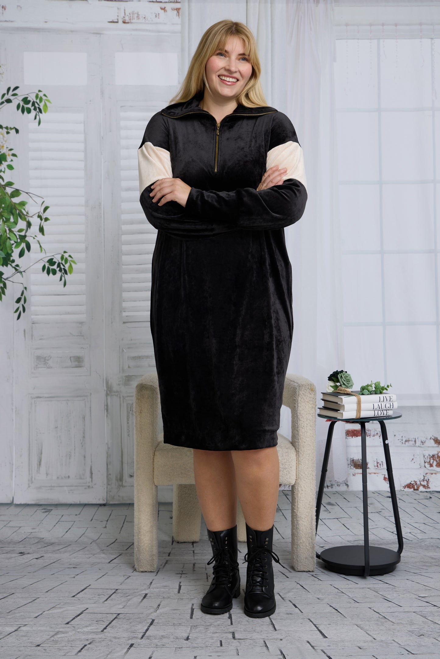 BONNIE DRESS PLUS - VELVET COLORBLOCK