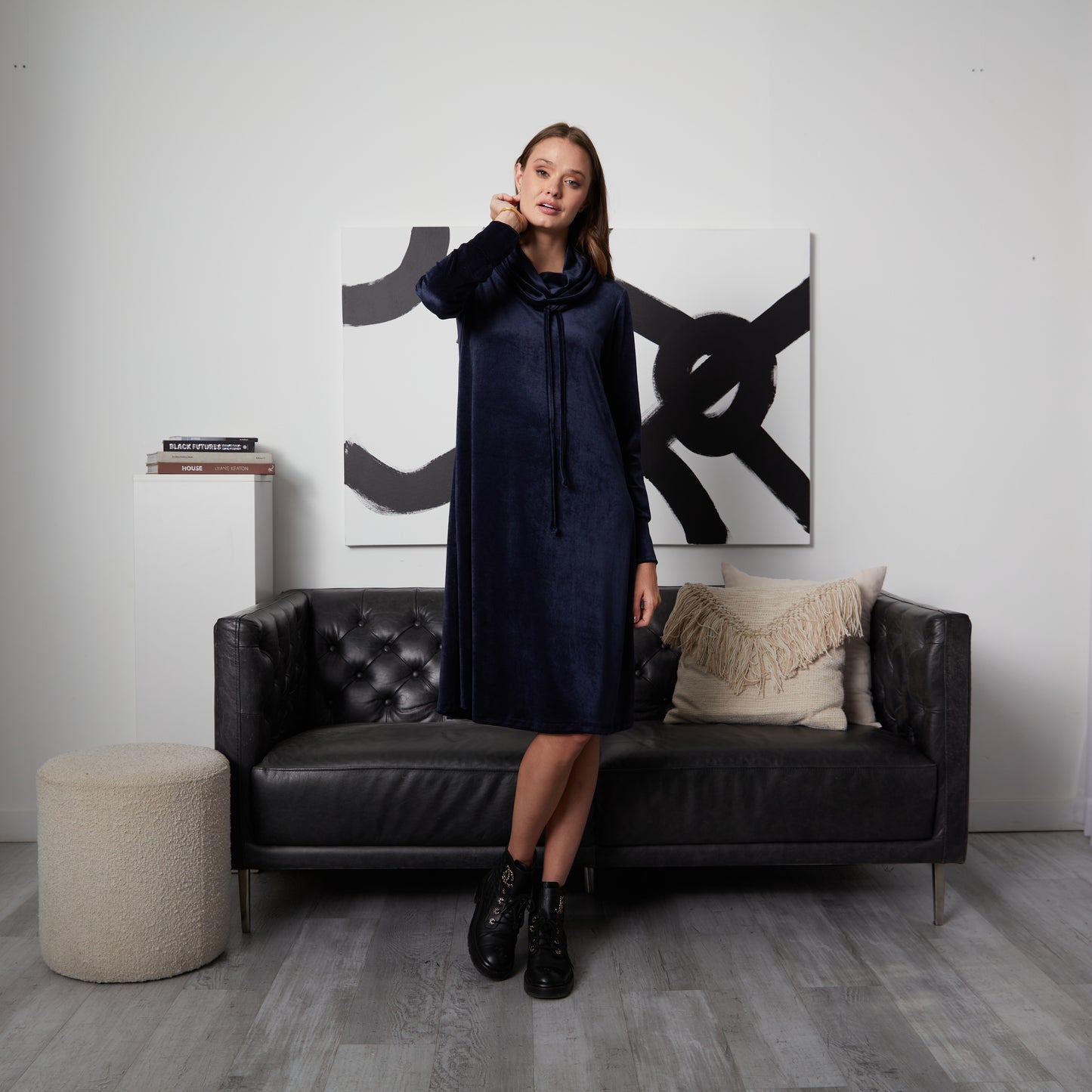 CAMILLA - NAVY VELOUR