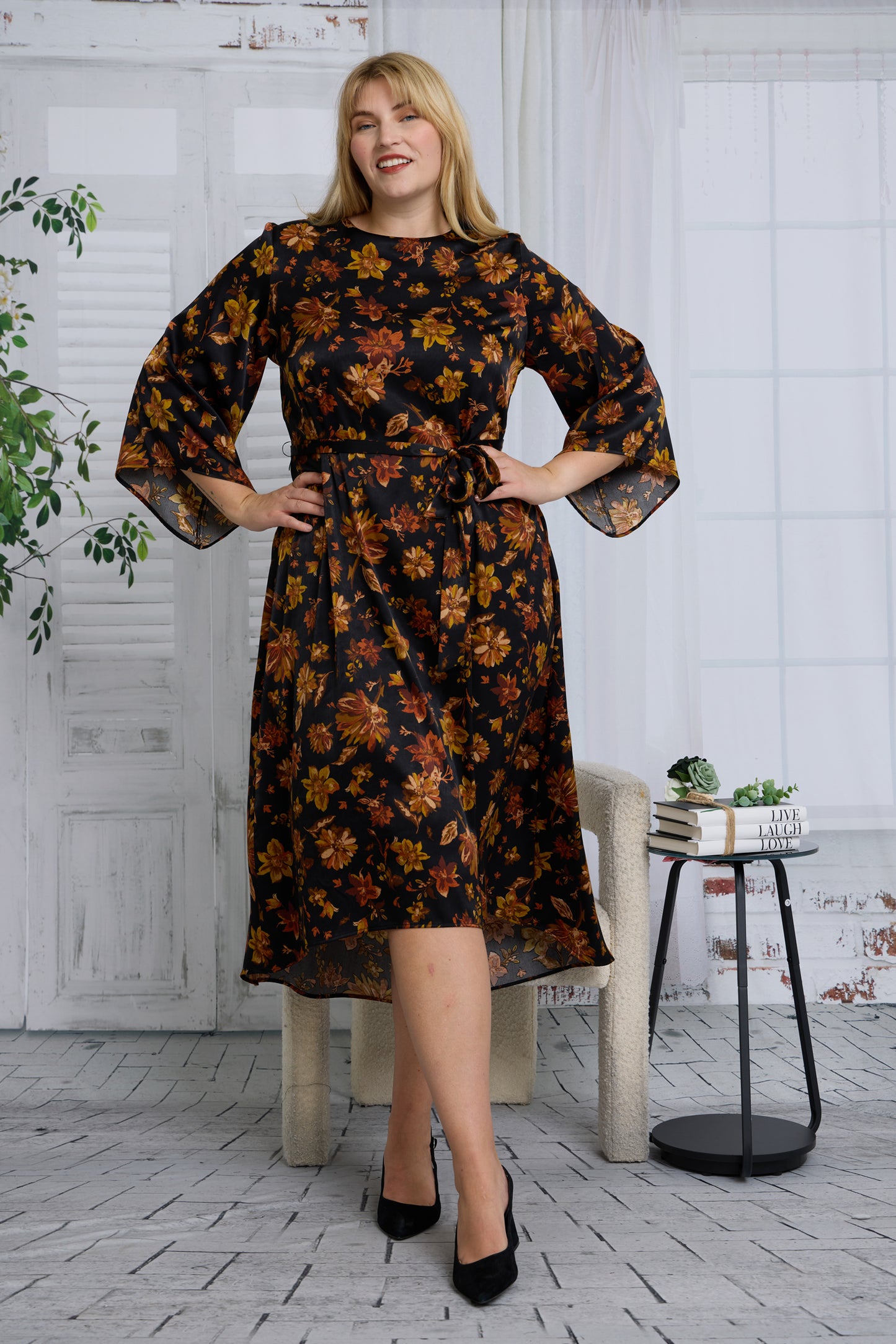 FREYA DRESS PLUS