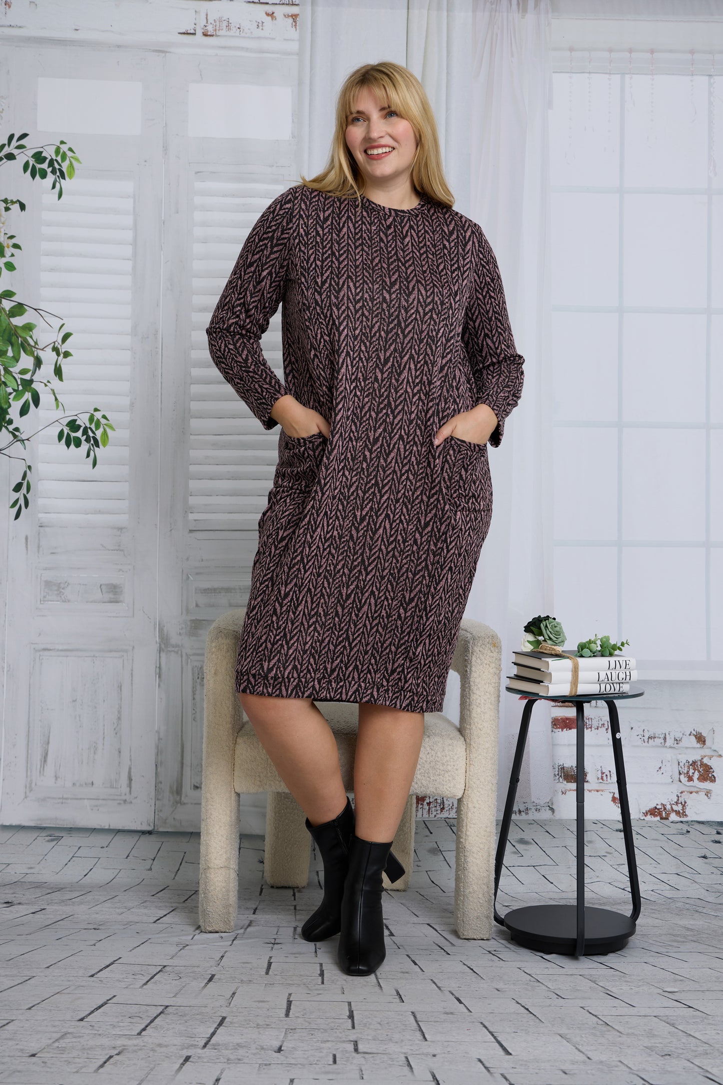 JAIMIE DRESS PLUS