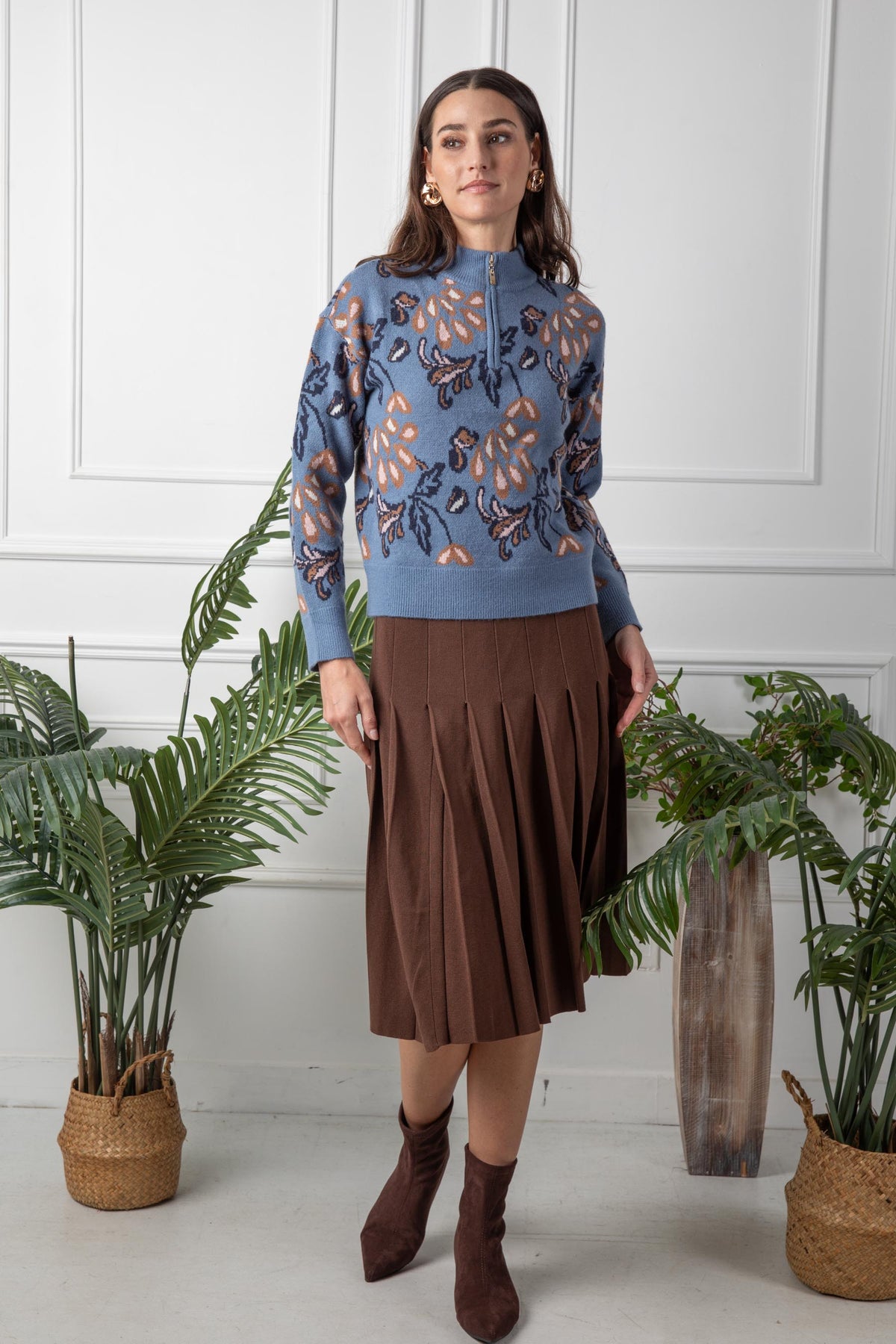 SOHO HALF ZIPPER FLORAL SWEATER