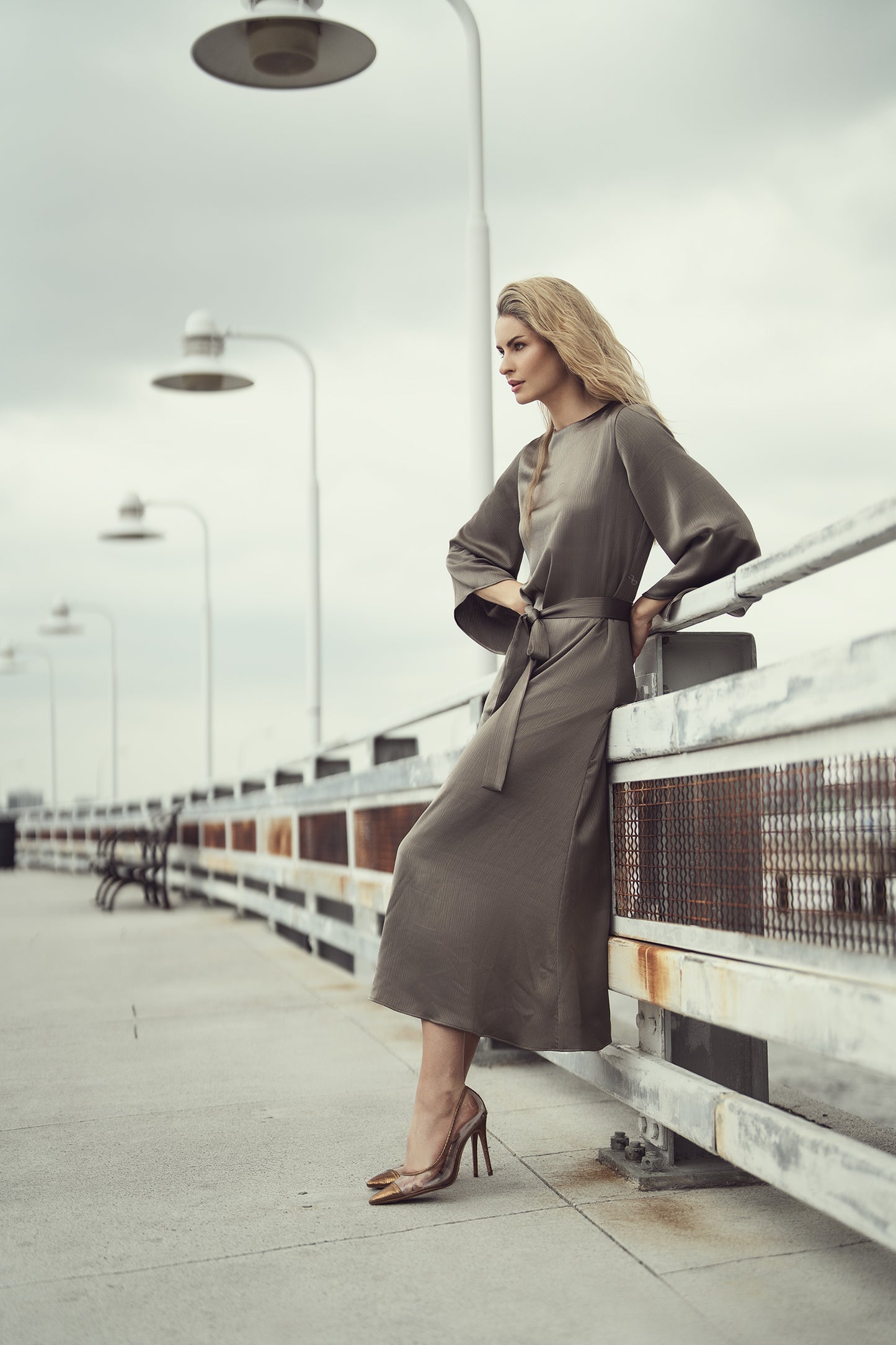 VERA MAXI DRESS - GOLD