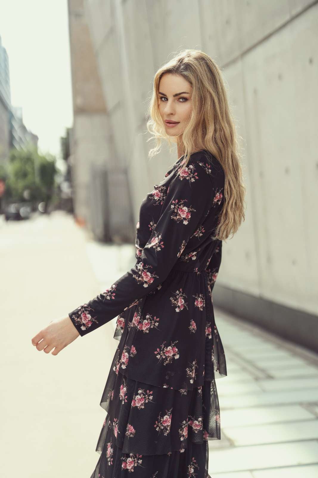 AURORA DRESS - BLACK FLORAL