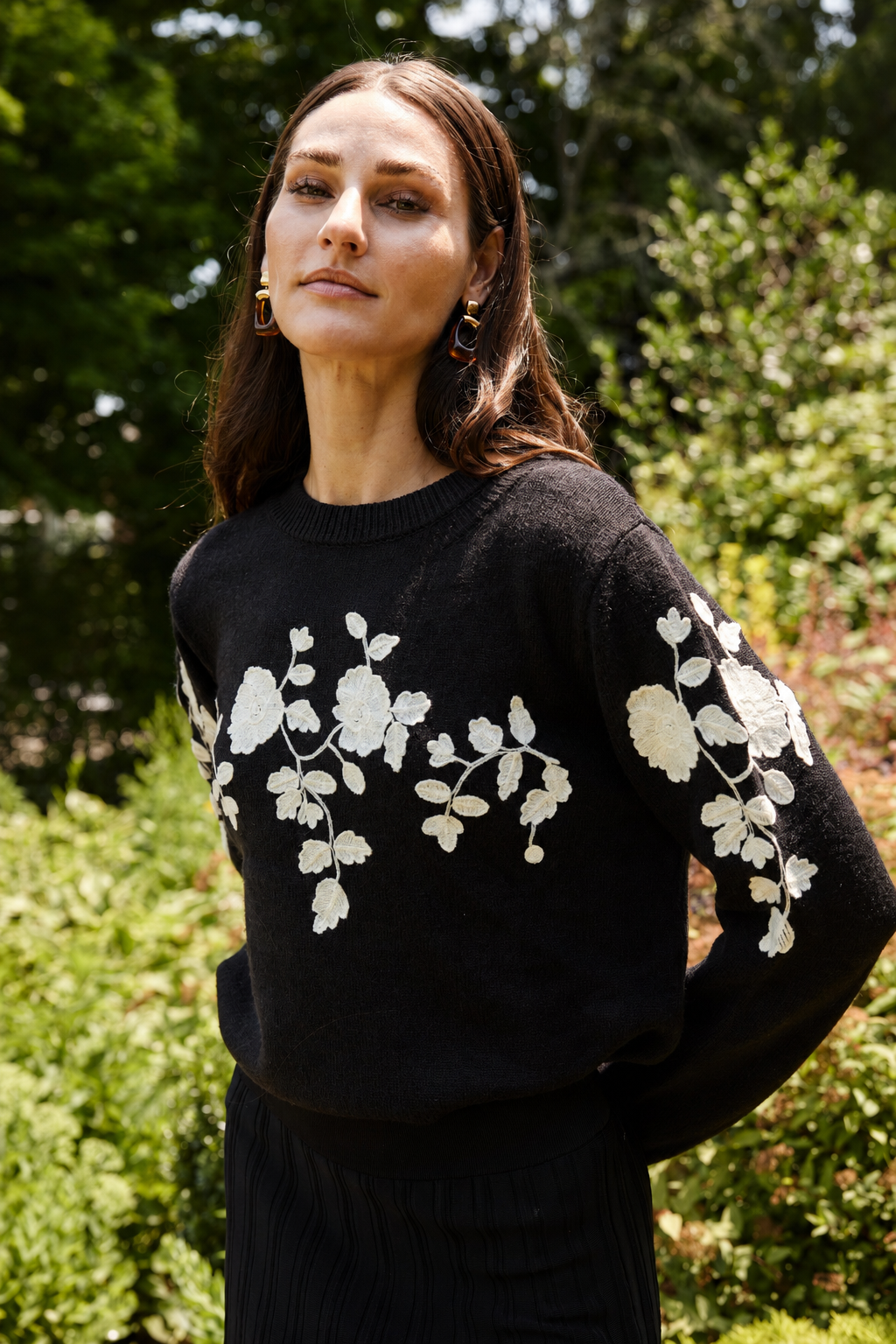 ELARA SWEATER
