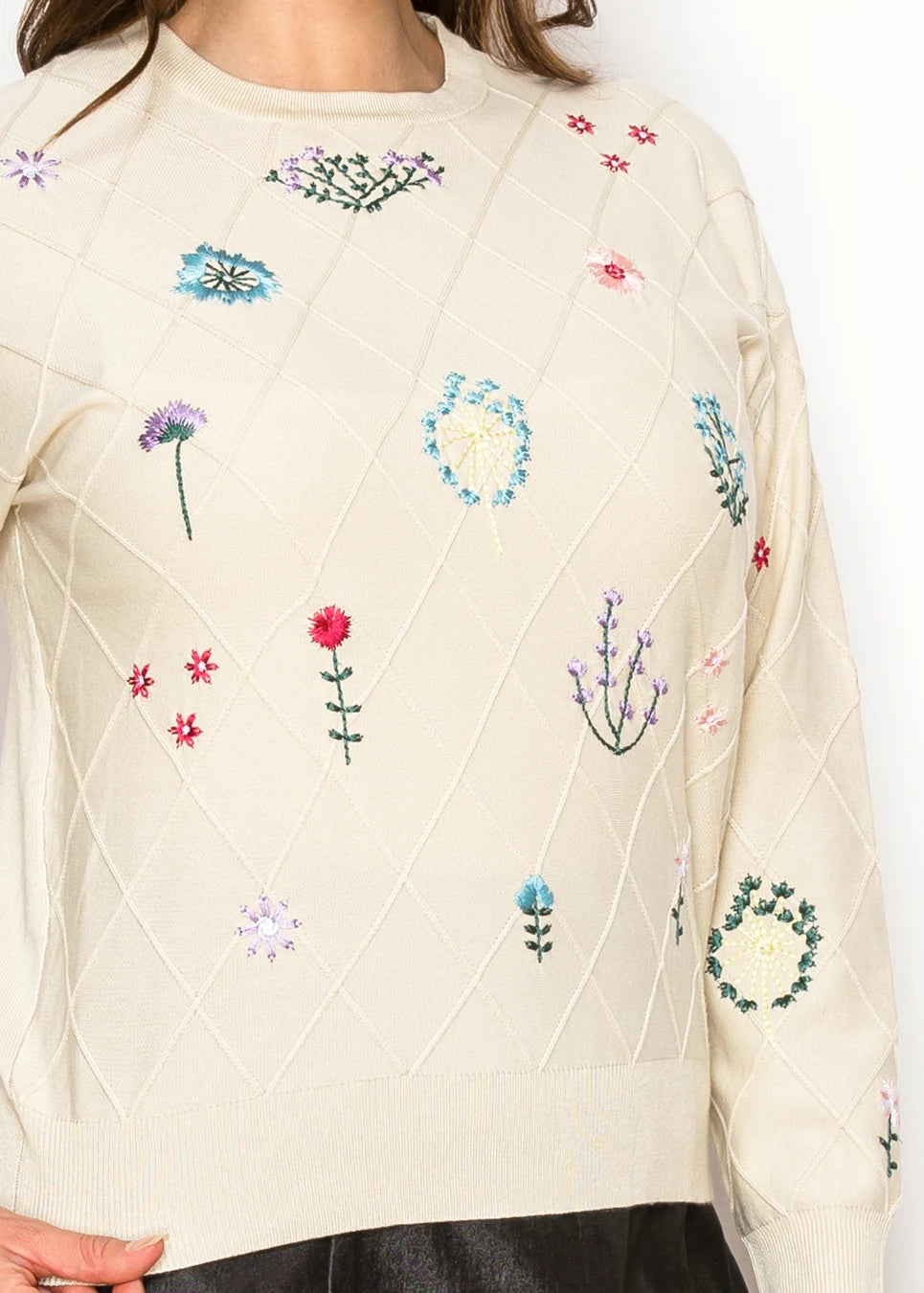 YAL - EMBROIDERED FLORAL SWEATER