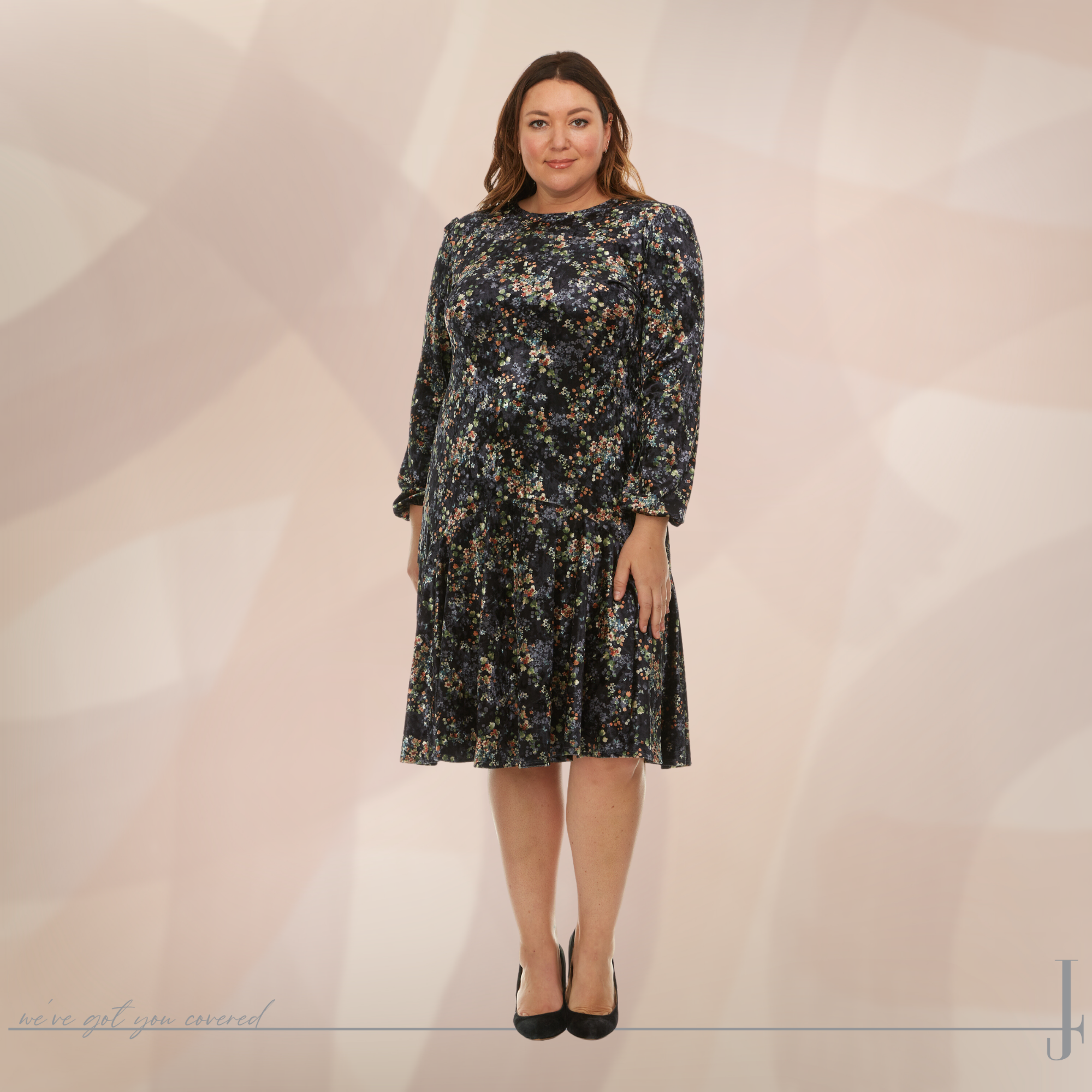 KAREN PLUS - NAVY FLORAL