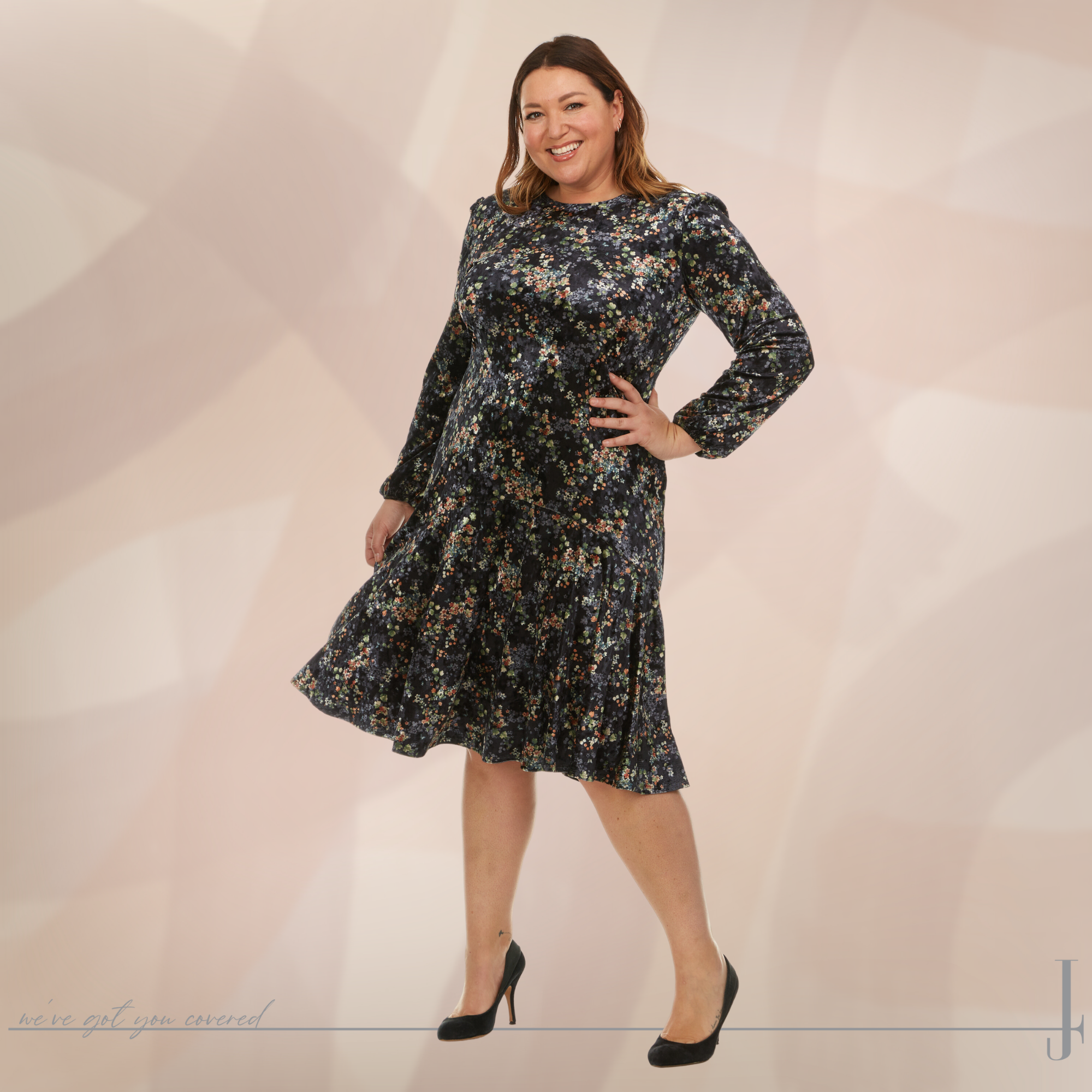 KAREN PLUS - NAVY FLORAL