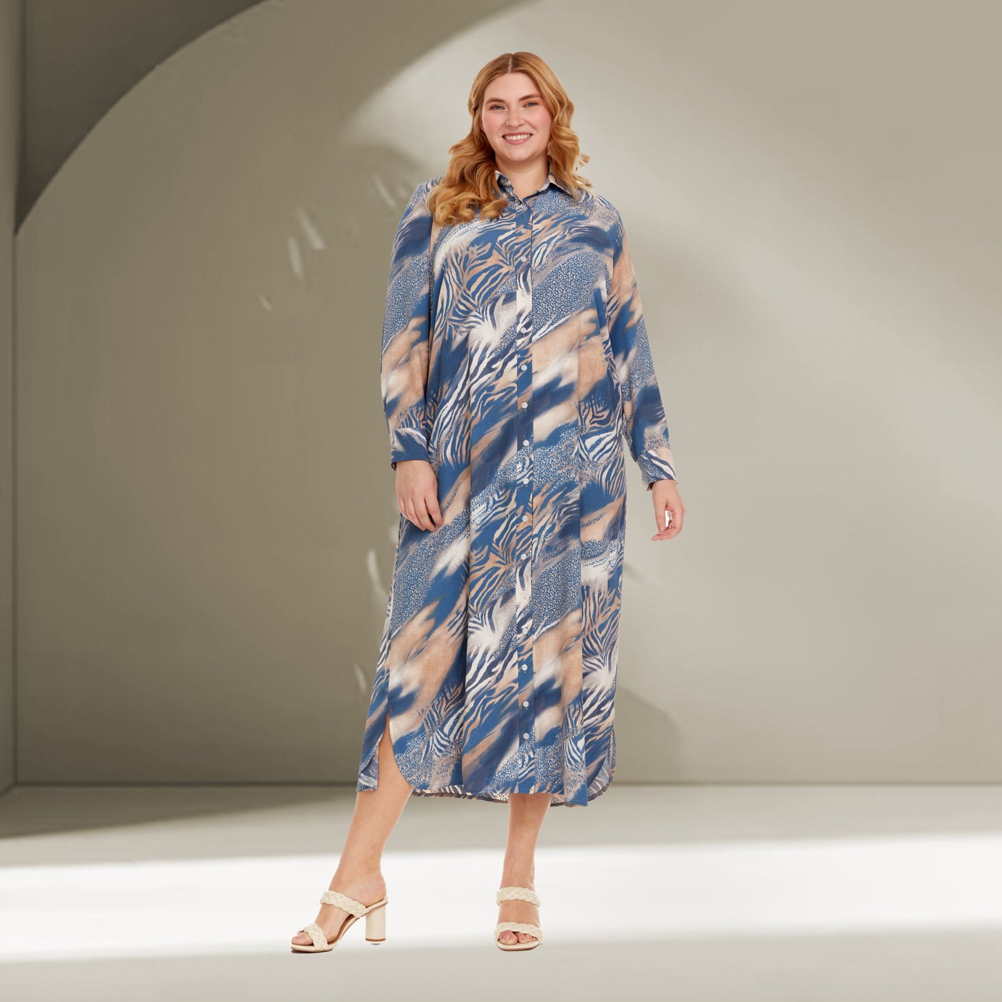 VALERIE MAXI PLUS- BLUE ABSTRACT 1