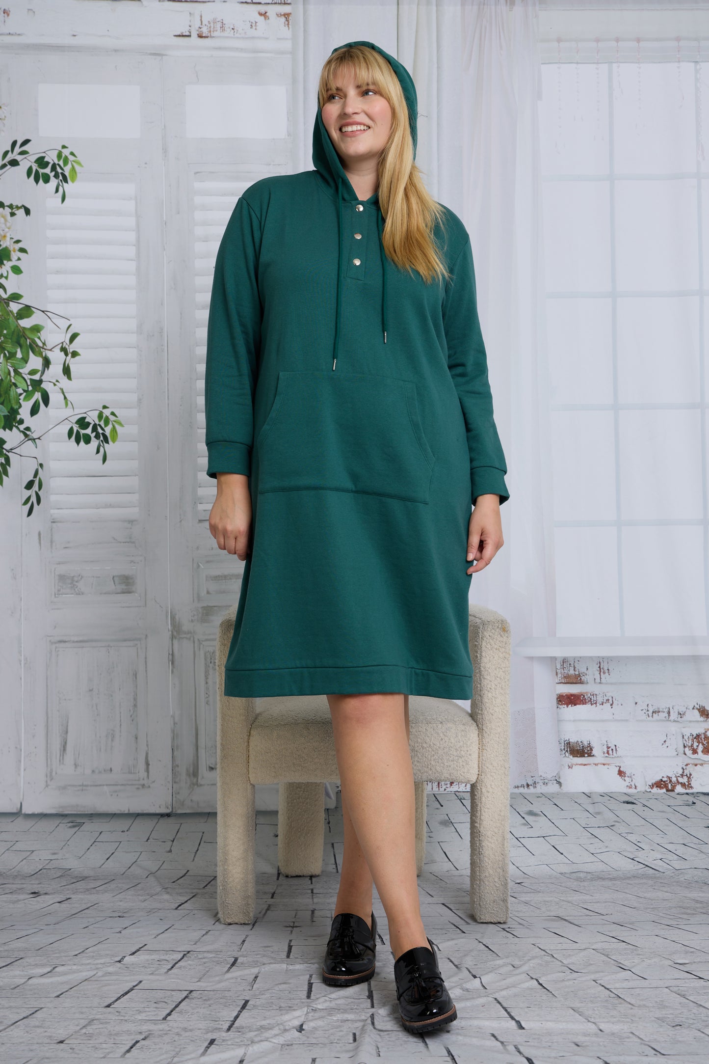 SARA HOODIE DRESS PLUS