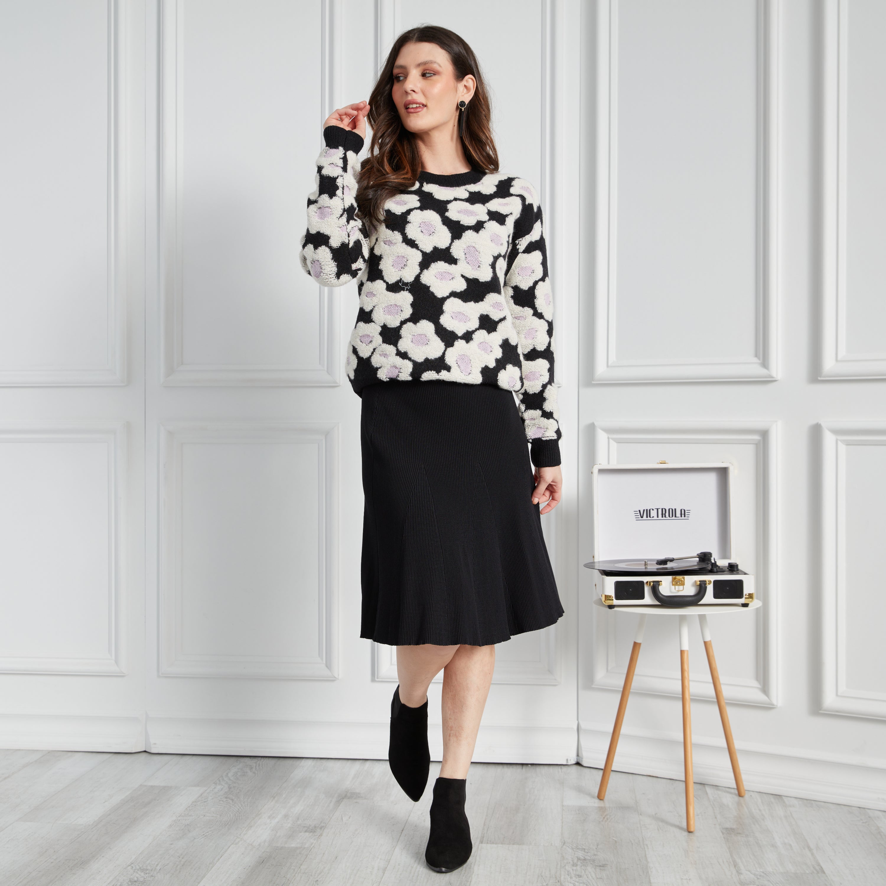 SOHO FLORAL SWEATER