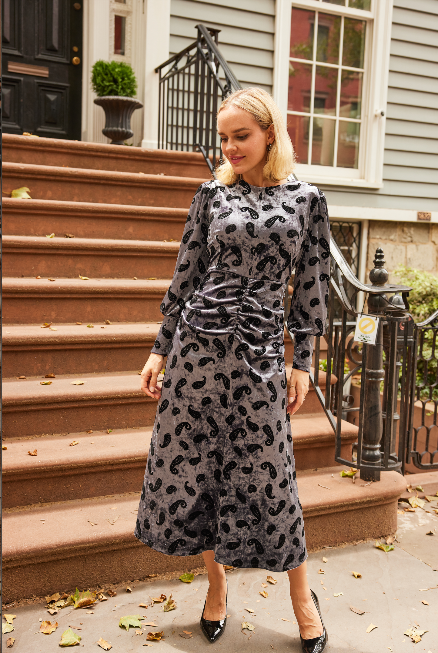 CLARA VELVET DRESS