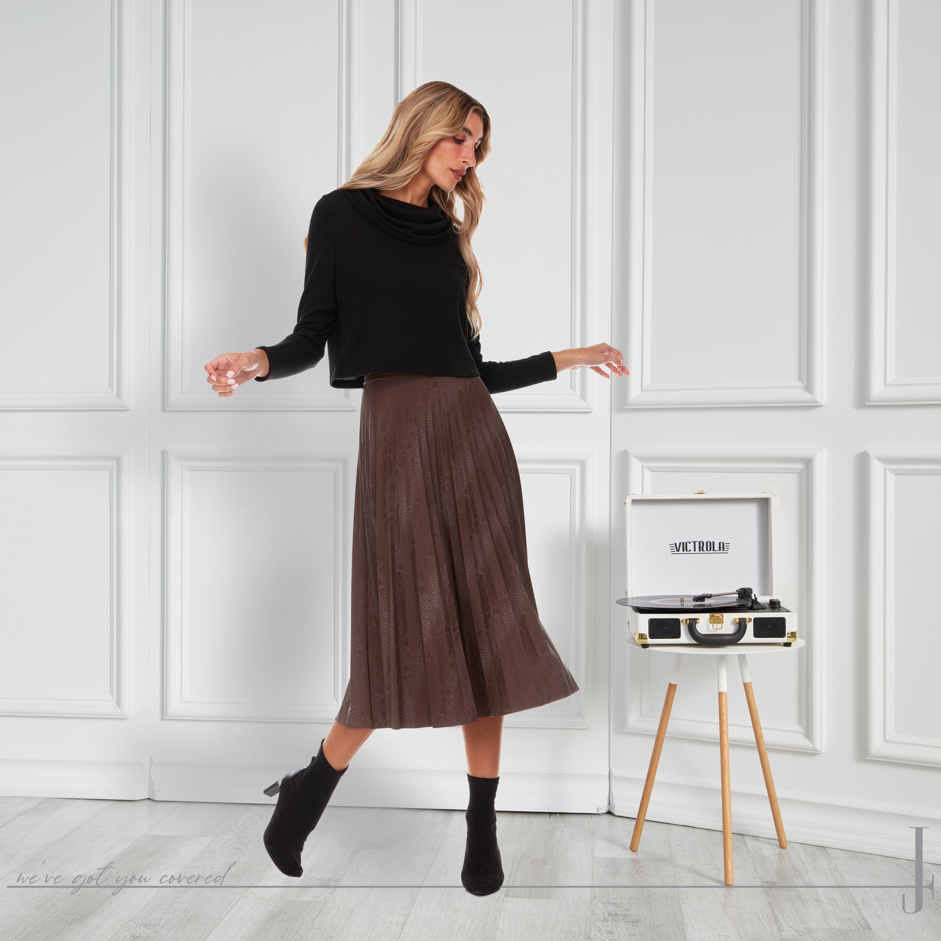 SHERRY TOP - BLACK