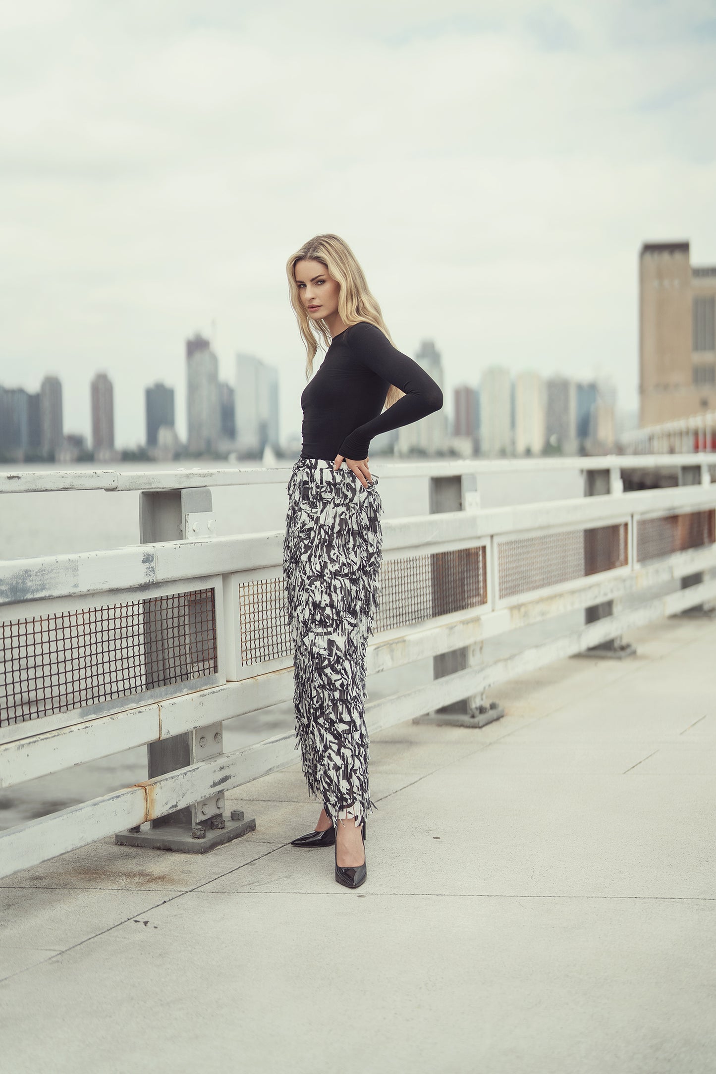 VIVIENNE SKIRT
