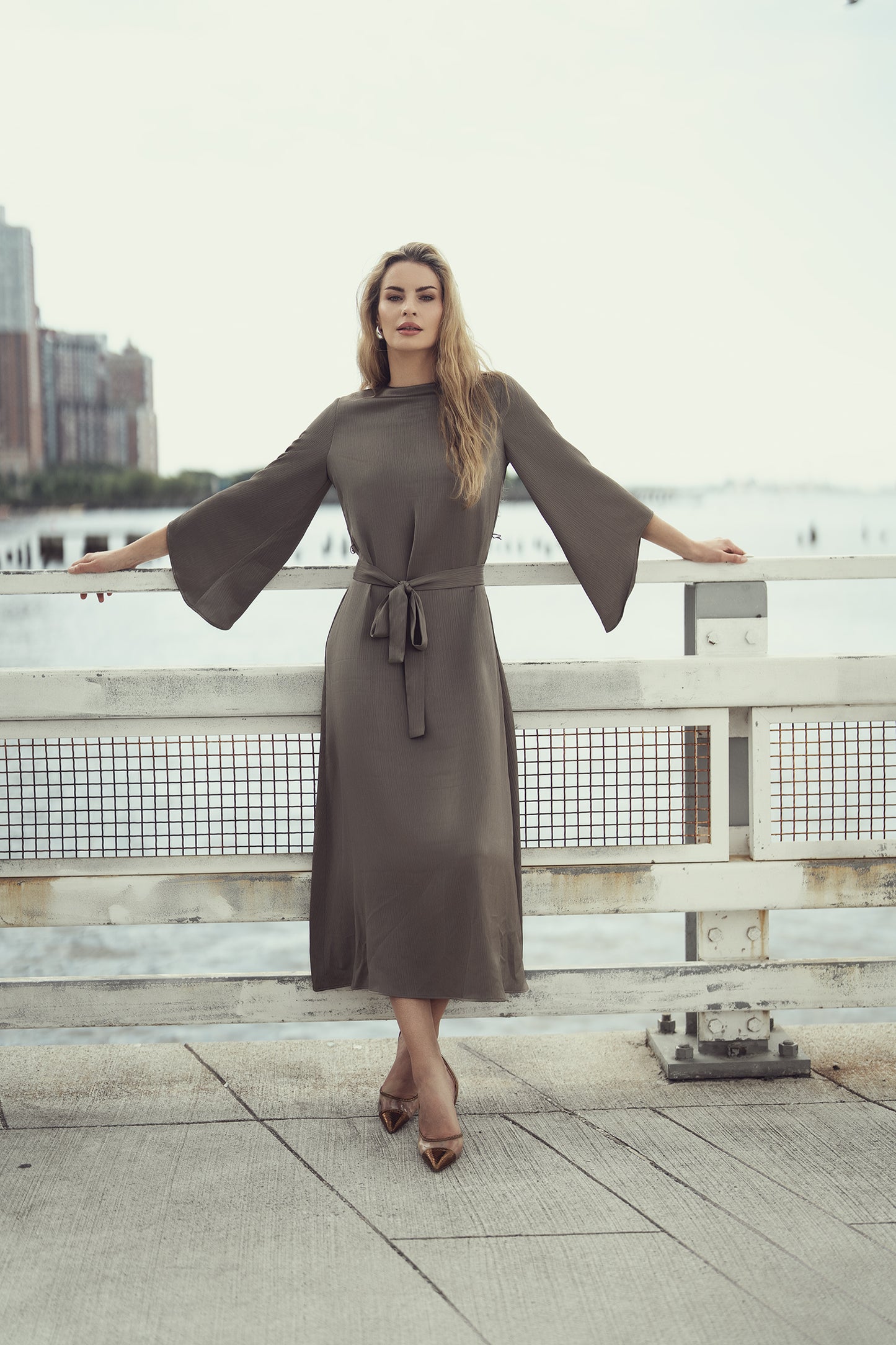 VERA MAXI DRESS - GOLD