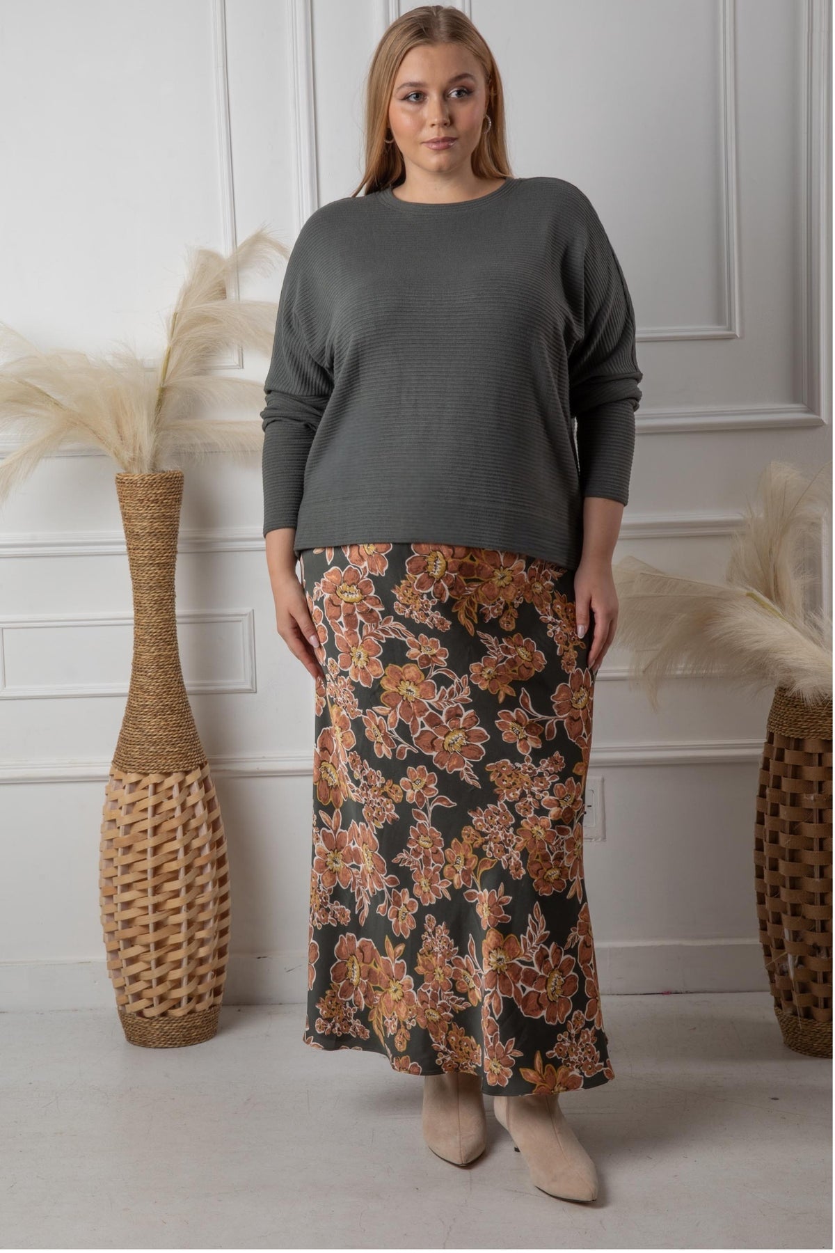 COSMO SKIRT PLUS