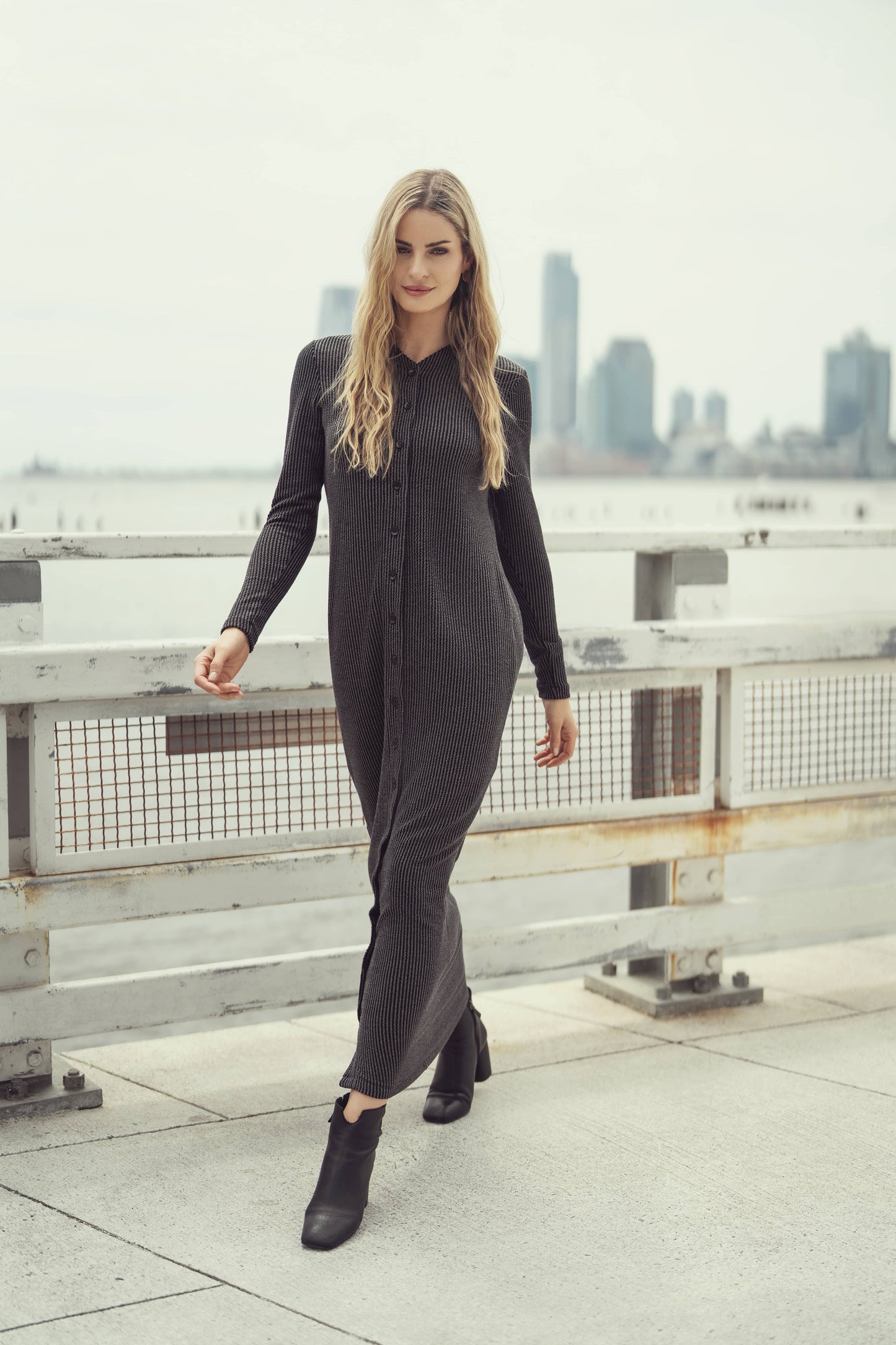 ALEXA DRESS - RIB