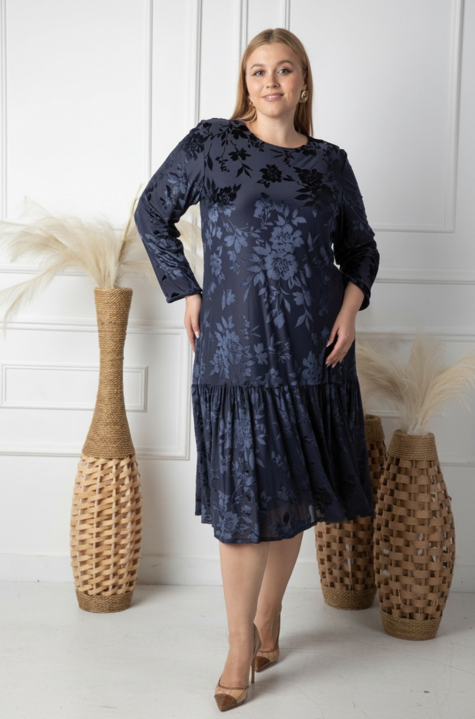 TESSA DRESS PLUS - NAVY FLORAL