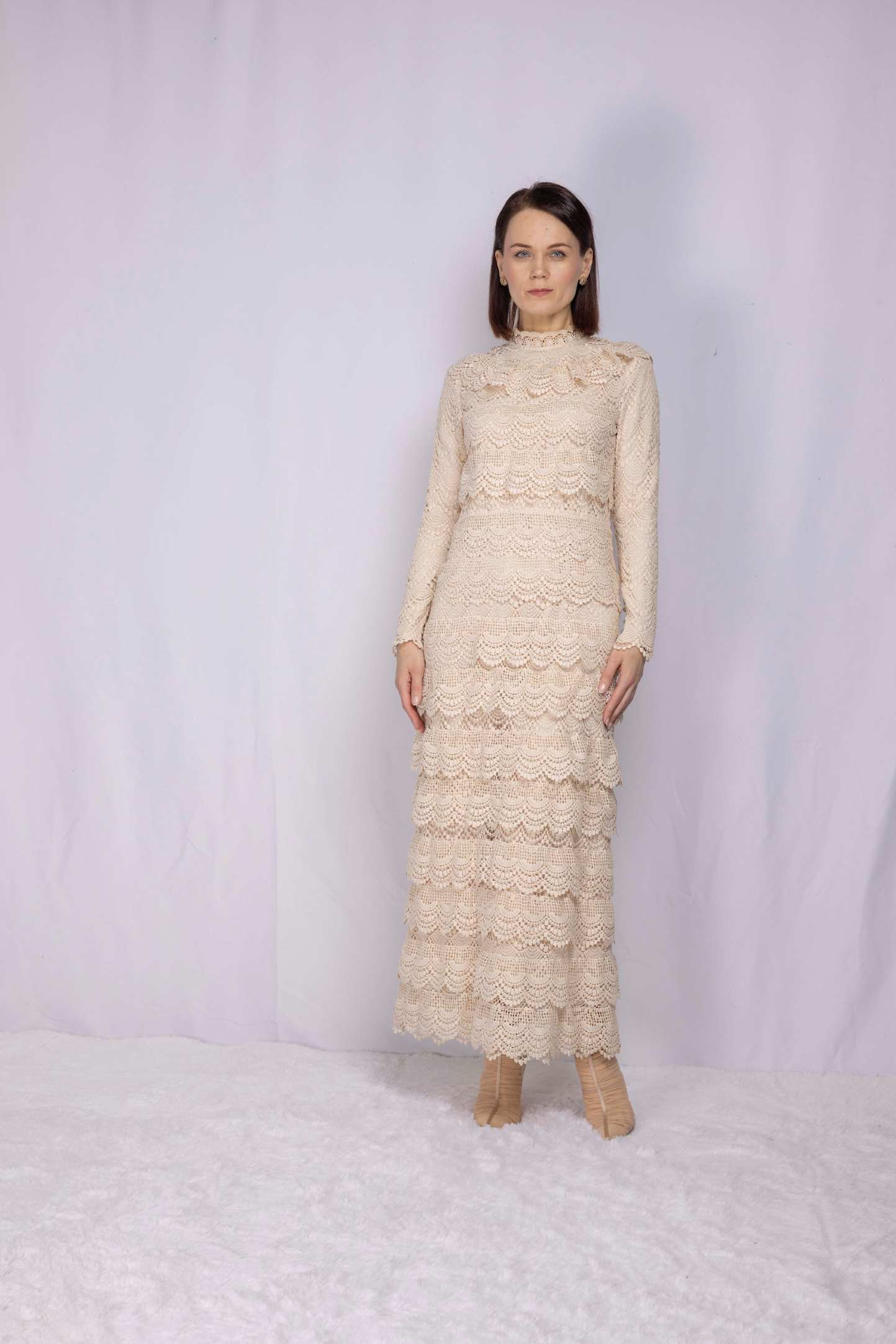 IVEE - VINTAGE LACE SIMCHA DRESS